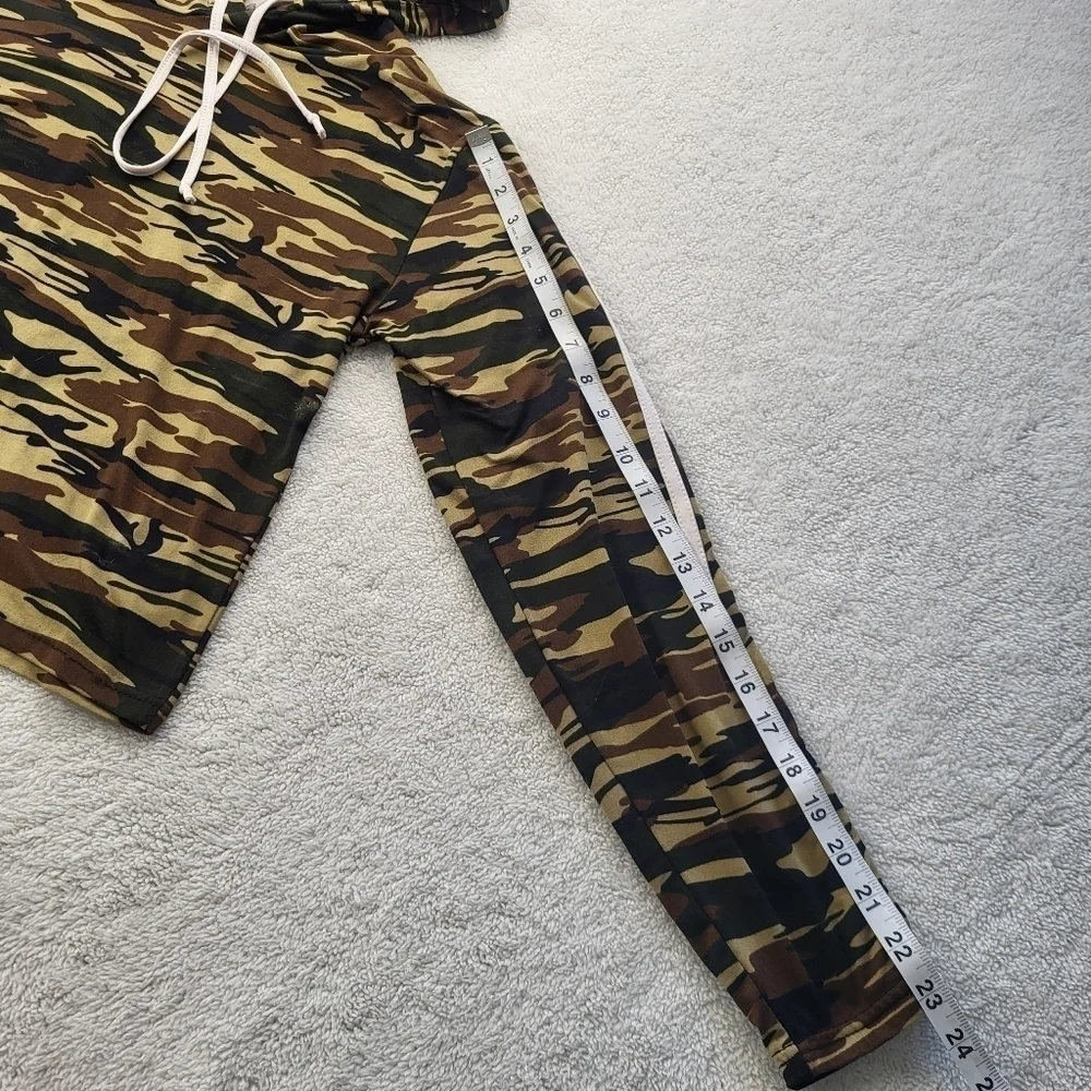 Roma Concept Crop Top Hoodie Long Sleeves Camo Women's Size XL - Picture 6 of 6